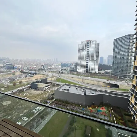 Toya Next Apartment *